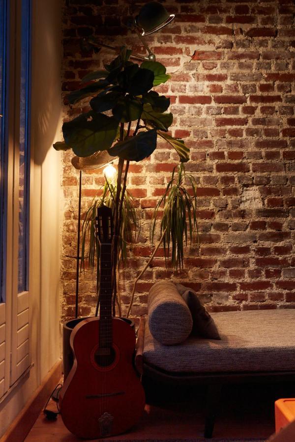 Studio Loft Design 70'S Apartment กลีชี ภายนอก รูปภาพ