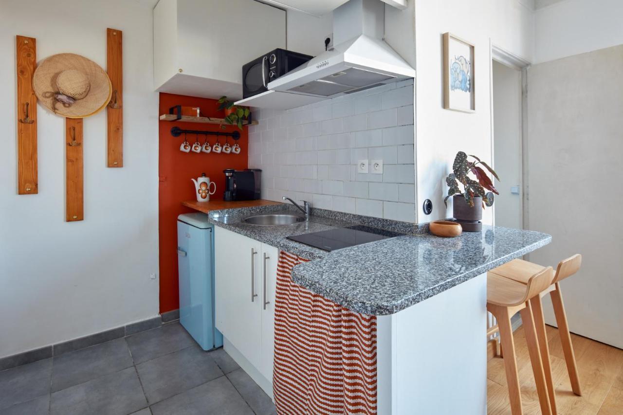 Studio Loft Design 70'S Apartment กลีชี ภายนอก รูปภาพ
